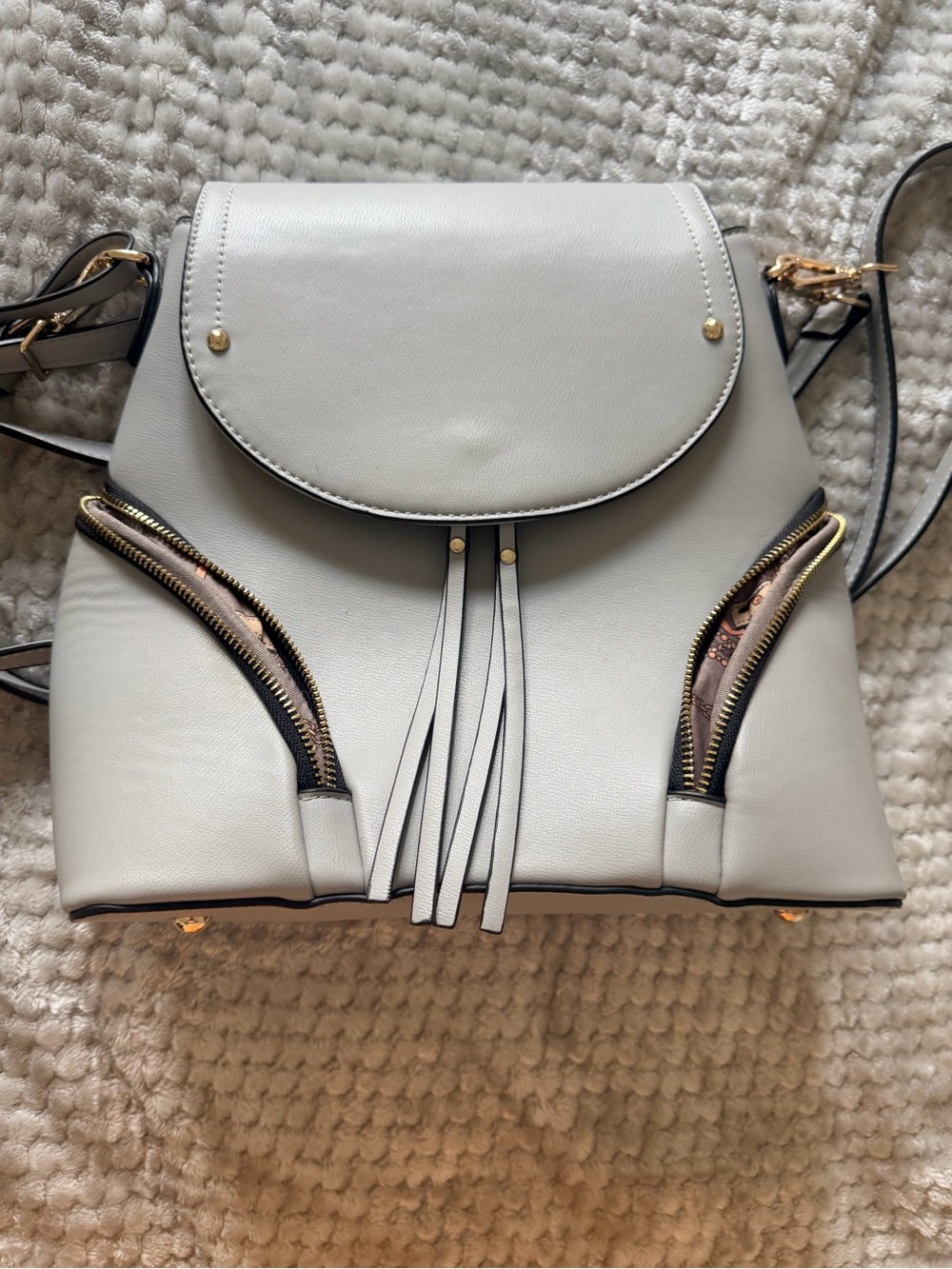 Women's Light gray backpack with Zip Pockets